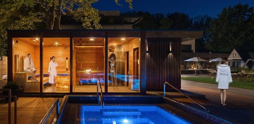 Outdoor wellness sauna house for guests' convenience Outdoor wellness sauna house for guests' convenience